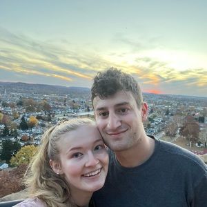 Meet your Posher, Carissa